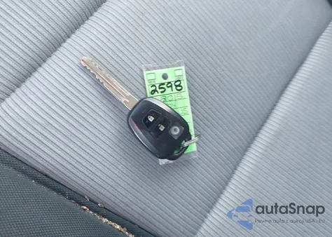 2015 Toyota Prius C Two из США, поврежденный, VIN JTDKDTB37F1576354